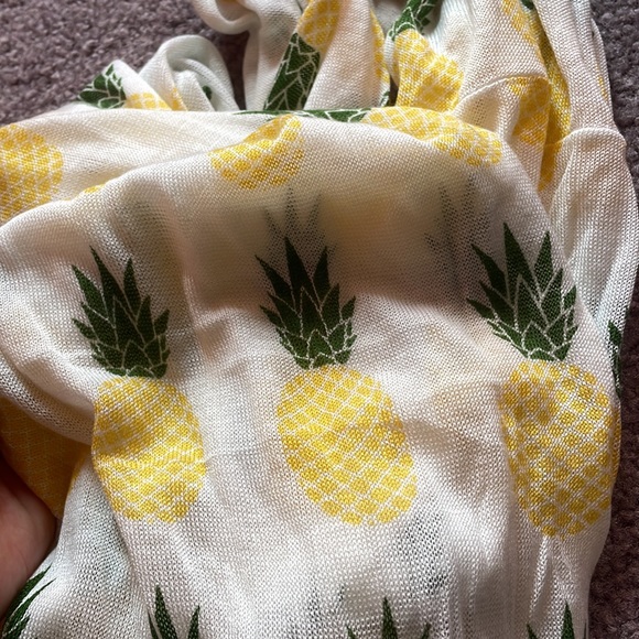 INFINITY SCARVES - Picture 2 of 6